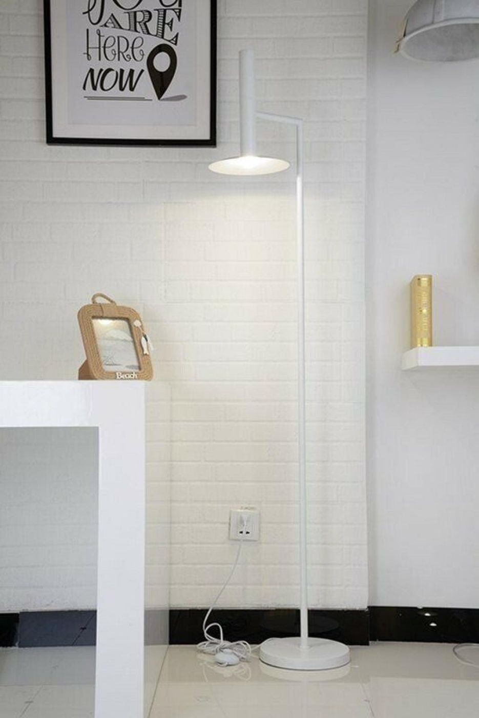 Lampadaire design moderne - Image 4