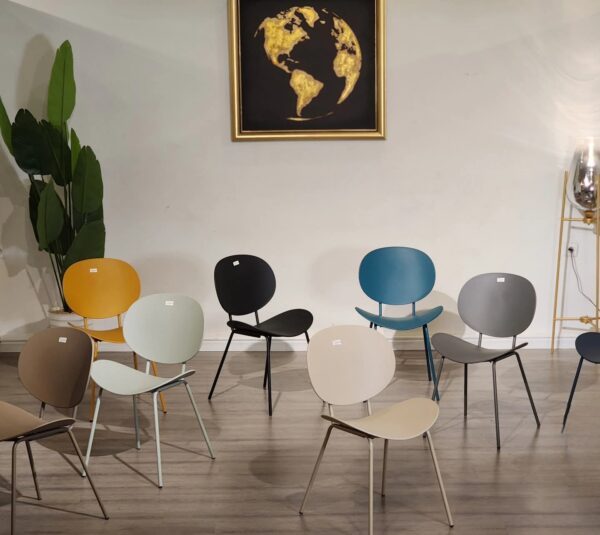 Chaise OVALE