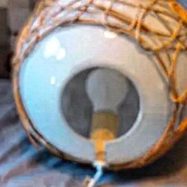Lampe de table design en forme de boule - Image 7