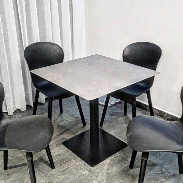 Table carrée en quartz artificiel 60×60 - Image 5