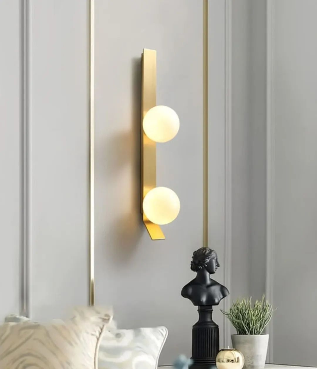 Applique murale moderne à deux globes