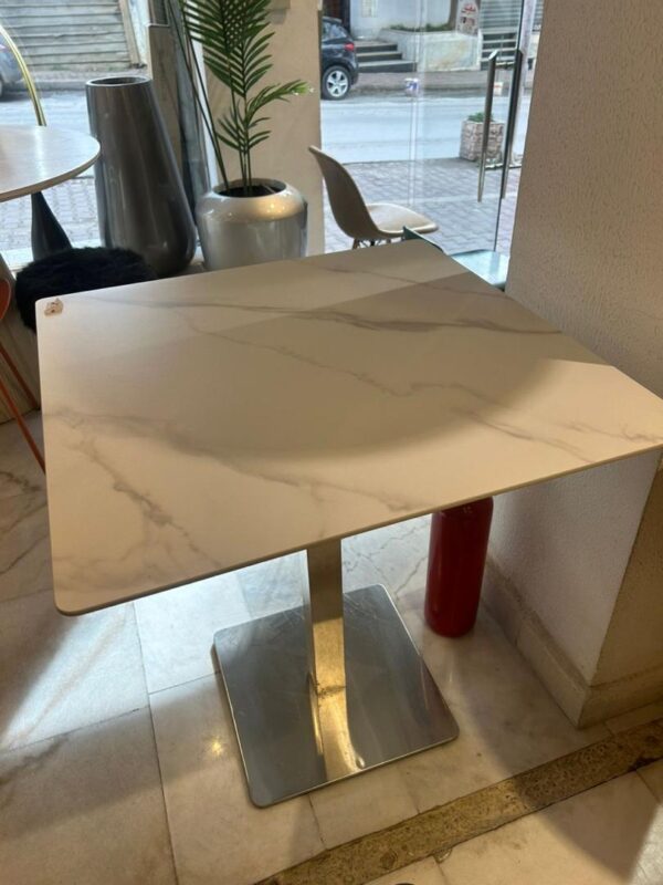 Table carrée en quartz artificiel 70*70 - Image 2