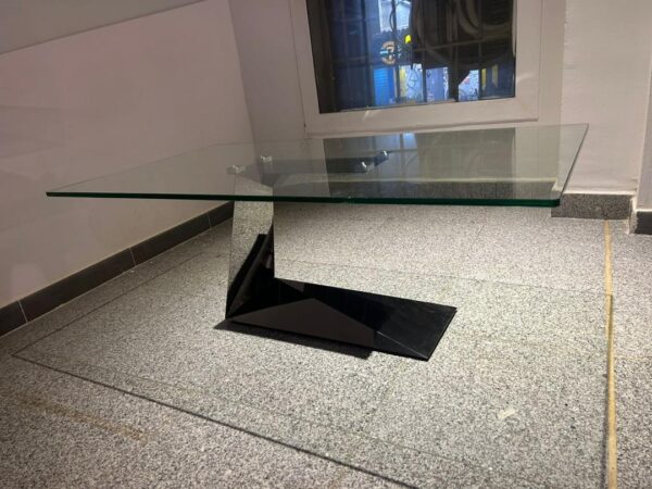 Table en verre avec pied chromé - Image 9