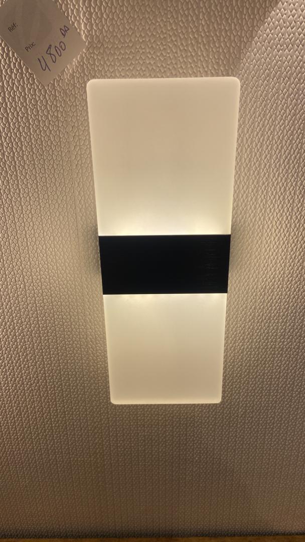 Applique murale moderne