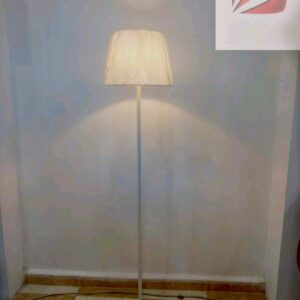 Lampadaire design simple