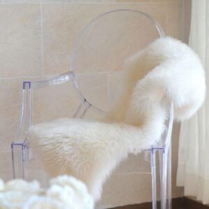 Chaise Ghost avec accoudoirs