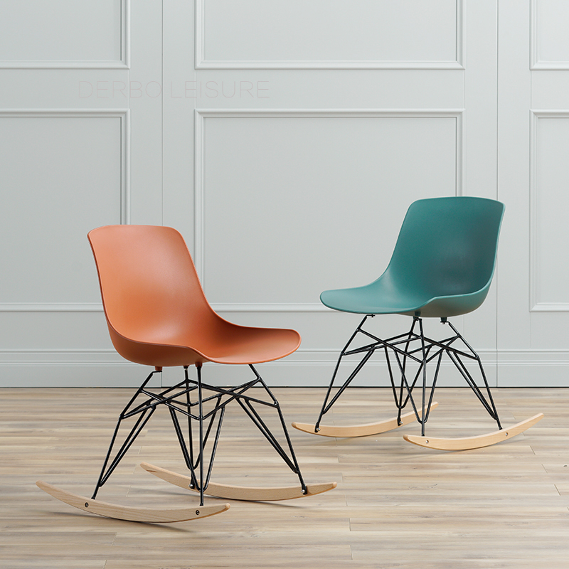 Chaise à bascule modèle 192 - Image 2