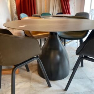 Table ronde en quartz artificiel – Modèle B213