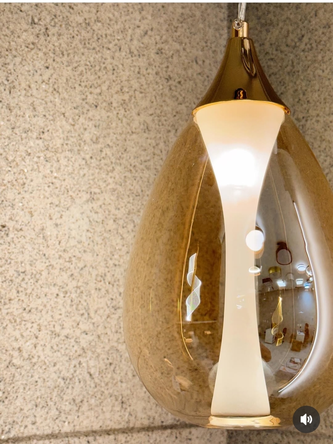 Suspension en verre en forme de poire - Image 9