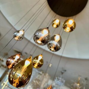 Suspension en verre en forme de poire