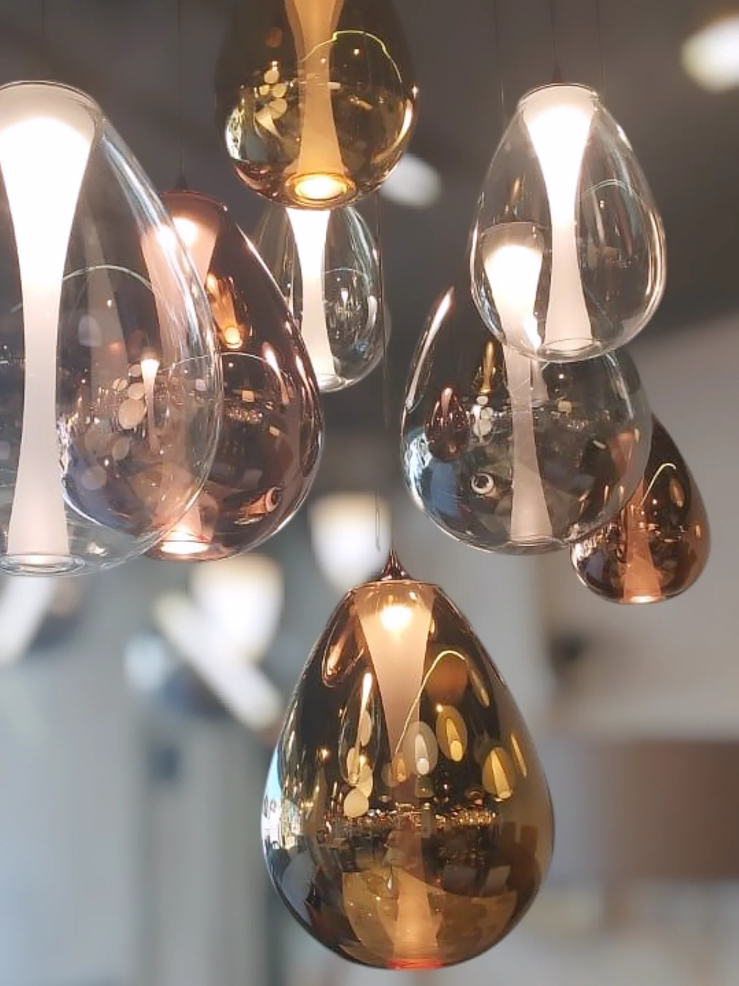 Suspension en verre en forme de poire - Image 2