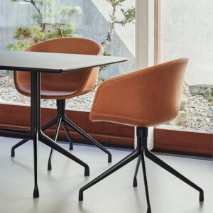 Chaise Hay Pivotante en Simili Cuir –