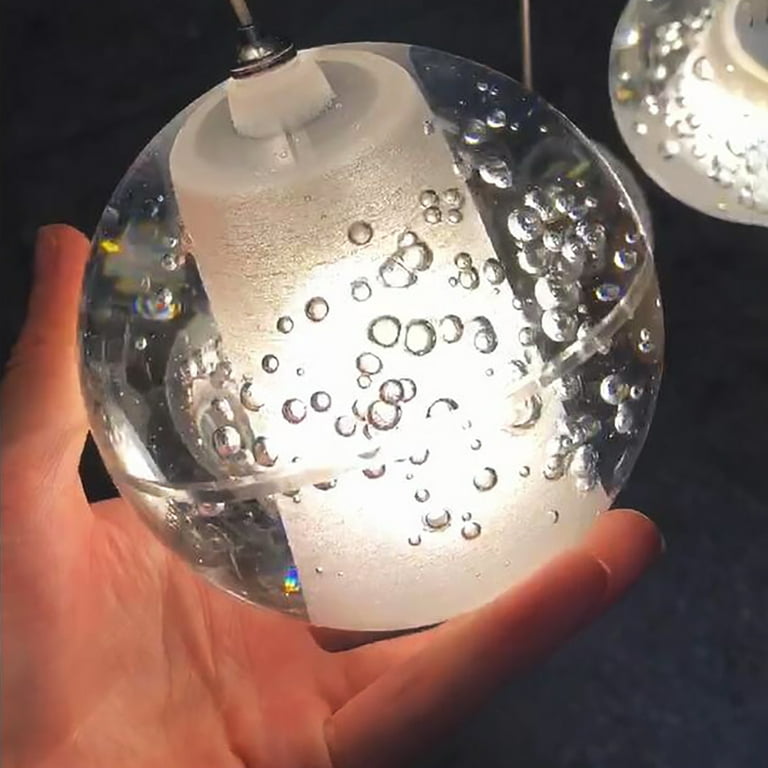 Suspension "Crystal Bubble" – Éclat de Gouttes d’Eau