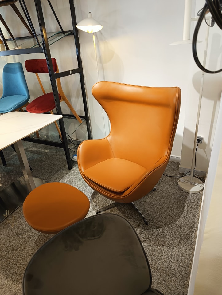 Egg Chair Confortable avec Repose-Pied – Couleurs Variées - Image 19