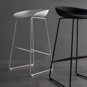 Tabouret Hay Haut – Pieds Métal (Blanc, Noir) & Assise en Polypropylène