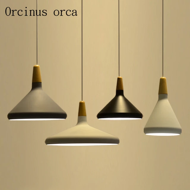 Suspension moderne design en métal et bois