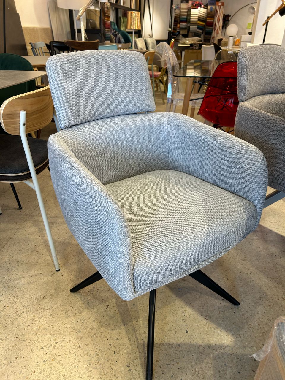 Fauteuil Pivotant Design Scandinave - Image 4