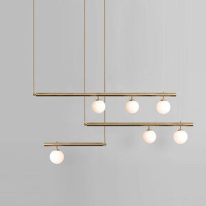 Suspension barre linéaire avec des globes en verre