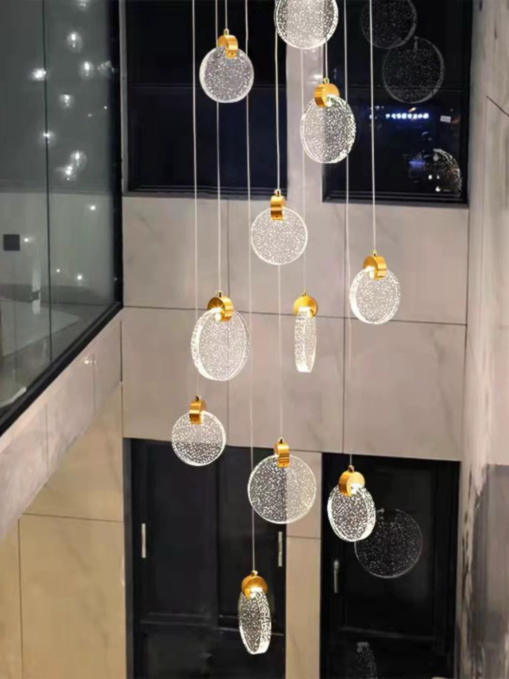 Suspension LED Design "Galaxy" – Disque Acrylique Effet Bulles & Or - Image 5